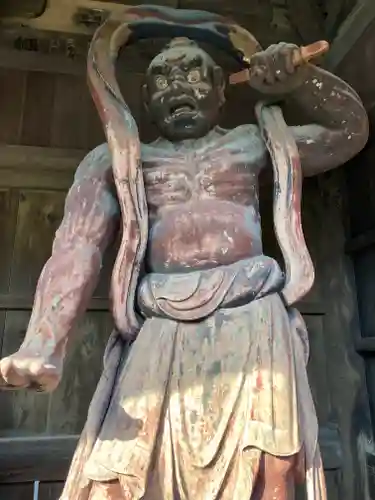 高幡不動尊　金剛寺の像