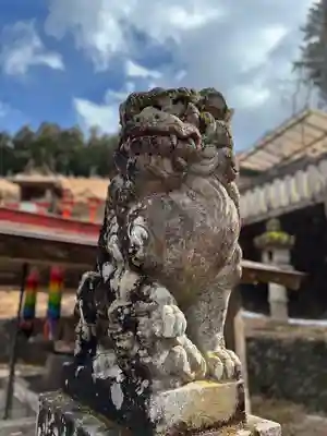 金剛山瑞峯寺(金剛不動尊) の狛犬