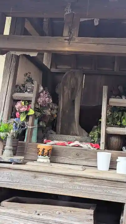 登戸道祖神の像