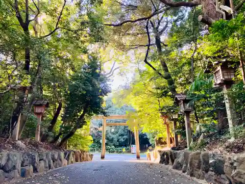 氷上姉子神社（熱田神宮摂社）の鳥居