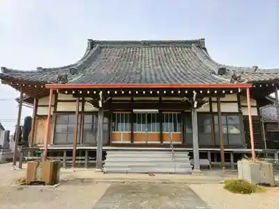 憶念寺の本殿・本堂