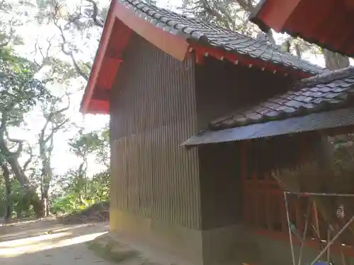 塙稲荷神社の本殿