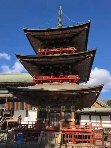 成田山新勝寺の{uncategorized: "未分類", other: "その他", undefined: "問題あり", building: "その他建物", grave: "お墓", sacred_gate: "鳥居", guardian: "狛犬", statue: "像", buddha: "仏像", history: "歴史", nature: "自然", garden: "庭園", animal: "動物", pagoda: "塔", temizu: "手水舎", mountain_gate: "山門・神門", sanctuary: "本殿・本堂", subordinate: "末社・摂社", art: "芸術", scenery: "景色", jizo: "地蔵", ema: "絵馬", goshuin: "御朱印", omikuji: "おみくじ", items: "授与品その他", amulet: "お守り", goshuincho: "御朱印帳", eats: "食事", festival: "お祭り", votive_dance: "神楽", shichigosan: "七五三参", wedding: "結婚式", experience: "体験その他", initially: "初詣", around: "周辺", anti_infection: "感染症対策"}