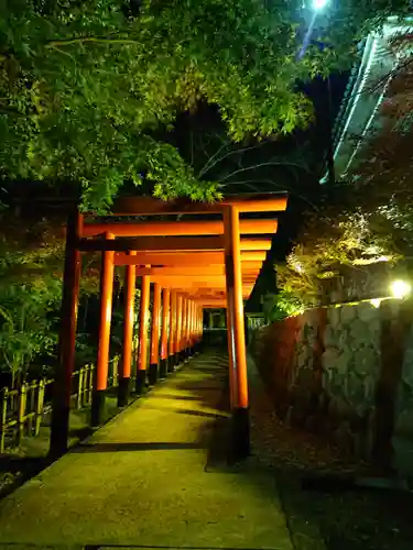 尊永寺の末社・摂社