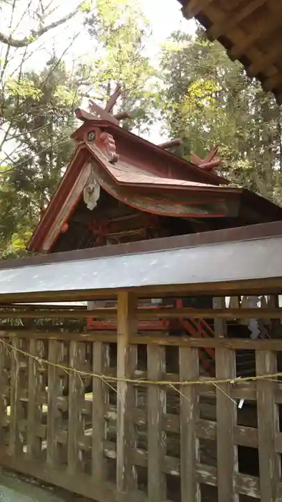 鹿嶋高房神社の本殿・本堂