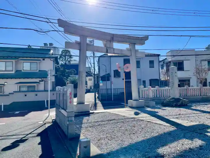 白山神社の鳥居