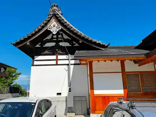 武井神社の本殿・本堂