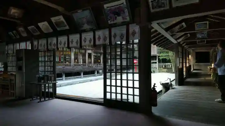 新田神社の本殿・本堂