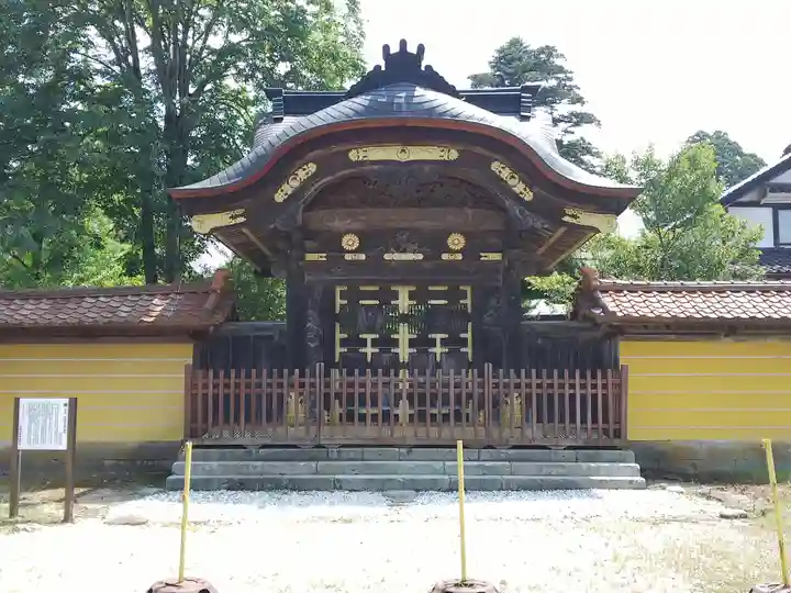 井波別院瑞泉寺の山門・神門