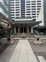 宮益御嶽神社の{uncategorized: "未分類", other: "その他", undefined: "問題あり", building: "その他建物", grave: "お墓", sacred_gate: "鳥居", guardian: "狛犬", statue: "像", buddha: "仏像", history: "歴史", nature: "自然", garden: "庭園", animal: "動物", pagoda: "塔", temizu: "手水舎", mountain_gate: "山門・神門", sanctuary: "本殿・本堂", subordinate: "末社・摂社", art: "芸術", scenery: "景色", jizo: "地蔵", ema: "絵馬", goshuin: "御朱印", omikuji: "おみくじ", items: "授与品その他", amulet: "お守り", goshuincho: "御朱印帳", eats: "食事", festival: "お祭り", votive_dance: "神楽", shichigosan: "七五三参", wedding: "結婚式", experience: "体験その他", initially: "初詣", around: "周辺", anti_infection: "感染症対策"}