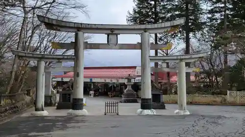 三峯神社の鳥居