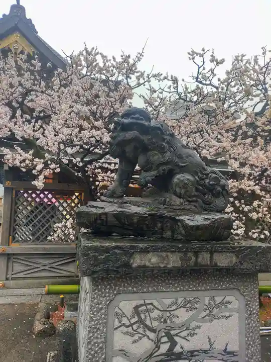 湯島天満宮の狛犬
