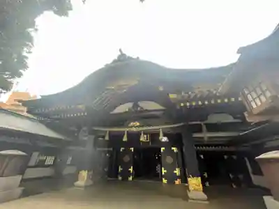 穴八幡宮の本殿・本堂
