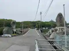 諸山積神社の建物その他