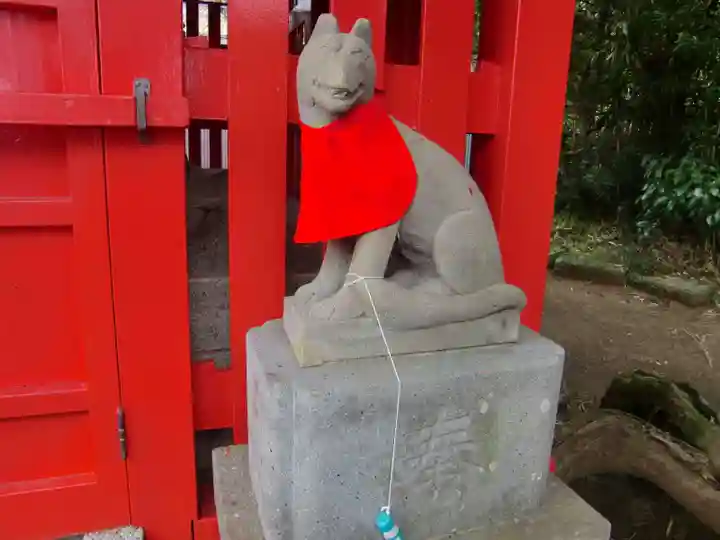 村山稲荷神社の狛犬