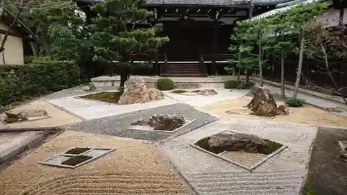 真正極楽寺（真如堂）の庭園