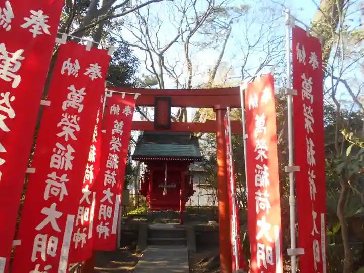 亀岡八幡宮(亀岡八幡神社)の末社・摂社