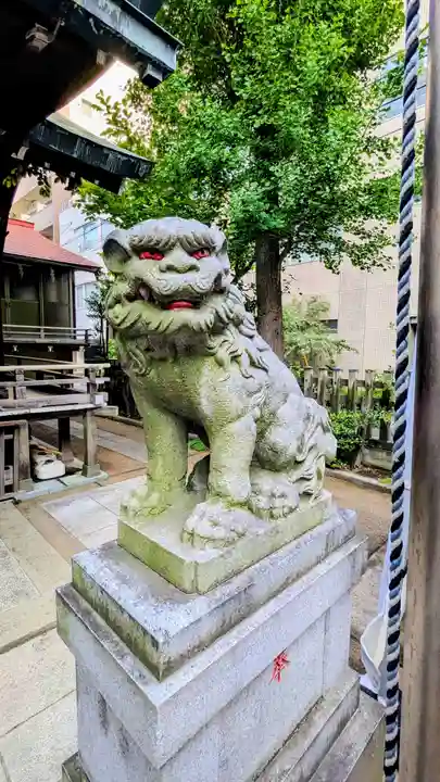 三河稲荷神社の狛犬