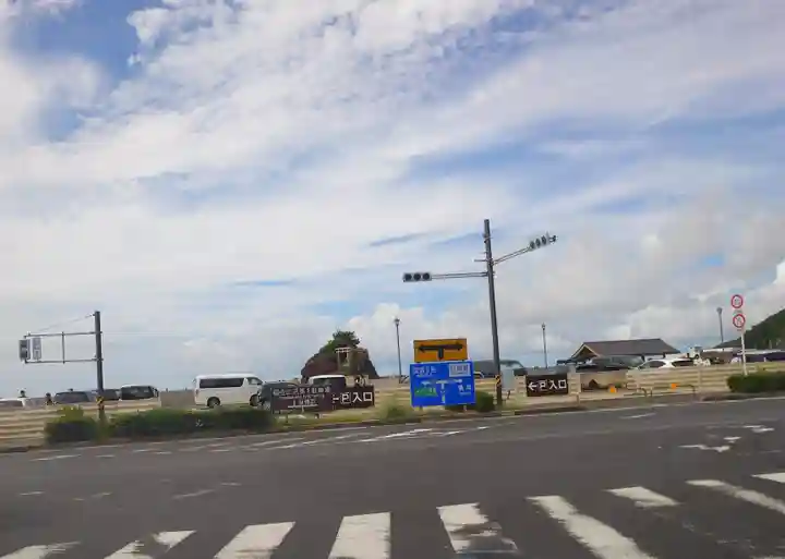 稲佐の浜 弁天島(島根県)