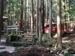 室生龍穴神社の建物その他