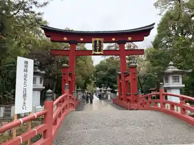 氣比神宮の{uncategorized: "未分類", other: "その他", undefined: "問題あり", building: "その他建物", grave: "お墓", sacred_gate: "鳥居", guardian: "狛犬", statue: "像", buddha: "仏像", history: "歴史", nature: "自然", garden: "庭園", animal: "動物", pagoda: "塔", temizu: "手水舎", mountain_gate: "山門・神門", sanctuary: "本殿・本堂", subordinate: "末社・摂社", art: "芸術", scenery: "景色", jizo: "地蔵", ema: "絵馬", goshuin: "御朱印", omikuji: "おみくじ", items: "授与品その他", amulet: "お守り", goshuincho: "御朱印帳", eats: "食事", festival: "お祭り", votive_dance: "神楽", shichigosan: "七五三参", wedding: "結婚式", experience: "体験その他", initially: "初詣", around: "周辺", anti_infection: "感染症対策"}
