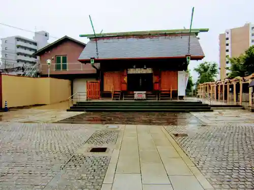 鶴見神社の本殿・本堂