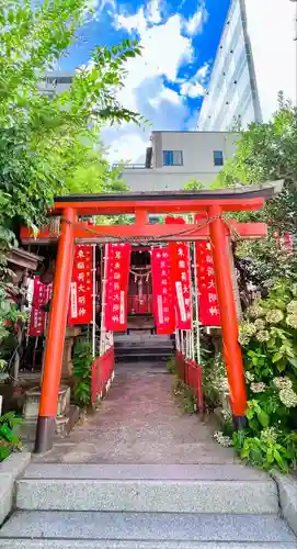 装束稲荷神社（王子稲荷神社境外摂社）(東京都)