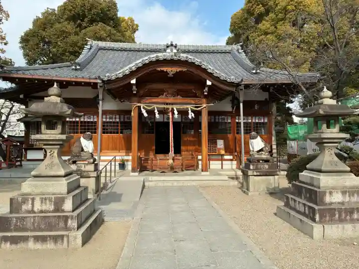 野見神社の{uncategorized: "未分類", other: "その他", undefined: "問題あり", building: "その他建物", grave: "お墓", sacred_gate: "鳥居", guardian: "狛犬", statue: "像", buddha: "仏像", history: "歴史", nature: "自然", garden: "庭園", animal: "動物", pagoda: "塔", temizu: "手水舎", mountain_gate: "山門・神門", sanctuary: "本殿・本堂", subordinate: "末社・摂社", art: "芸術", scenery: "景色", jizo: "地蔵", ema: "絵馬", goshuin: "御朱印", omikuji: "おみくじ", items: "授与品その他", amulet: "お守り", goshuincho: "御朱印帳", eats: "食事", festival: "お祭り", votive_dance: "神楽", shichigosan: "七五三参", wedding: "結婚式", experience: "体験その他", initially: "初詣", around: "周辺", anti_infection: "感染症対策"}