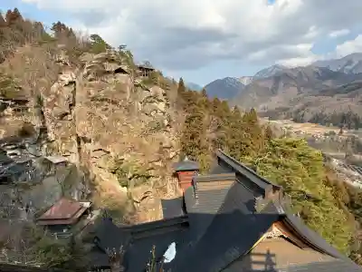 宝珠山 立石寺の{uncategorized: "未分類", other: "その他", undefined: "問題あり", building: "その他建物", grave: "お墓", sacred_gate: "鳥居", guardian: "狛犬", statue: "像", buddha: "仏像", history: "歴史", nature: "自然", garden: "庭園", animal: "動物", pagoda: "塔", temizu: "手水舎", mountain_gate: "山門・神門", sanctuary: "本殿・本堂", subordinate: "末社・摂社", art: "芸術", scenery: "景色", jizo: "地蔵", ema: "絵馬", goshuin: "御朱印", omikuji: "おみくじ", items: "授与品その他", amulet: "お守り", goshuincho: "御朱印帳", eats: "食事", festival: "お祭り", votive_dance: "神楽", shichigosan: "七五三参", wedding: "結婚式", experience: "体験その他", initially: "初詣", around: "周辺", anti_infection: "感染症対策"}