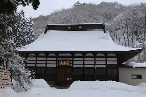 観音寺の本殿