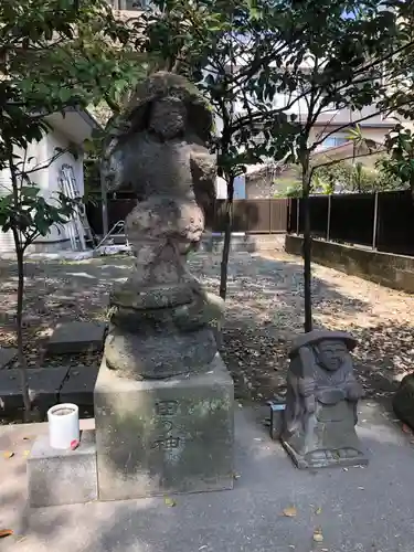 荒田八幡宮の像