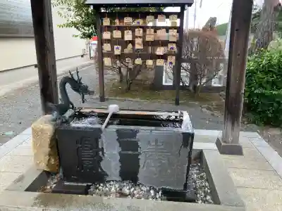 大棚・中川杉山神社の{uncategorized: "未分類", other: "その他", undefined: "問題あり", building: "その他建物", grave: "お墓", sacred_gate: "鳥居", guardian: "狛犬", statue: "像", buddha: "仏像", history: "歴史", nature: "自然", garden: "庭園", animal: "動物", pagoda: "塔", temizu: "手水舎", mountain_gate: "山門・神門", sanctuary: "本殿・本堂", subordinate: "末社・摂社", art: "芸術", scenery: "景色", jizo: "地蔵", ema: "絵馬", goshuin: "御朱印", omikuji: "おみくじ", items: "授与品その他", amulet: "お守り", goshuincho: "御朱印帳", eats: "食事", festival: "お祭り", votive_dance: "神楽", shichigosan: "七五三参", wedding: "結婚式", experience: "体験その他", initially: "初詣", around: "周辺", anti_infection: "感染症対策"}