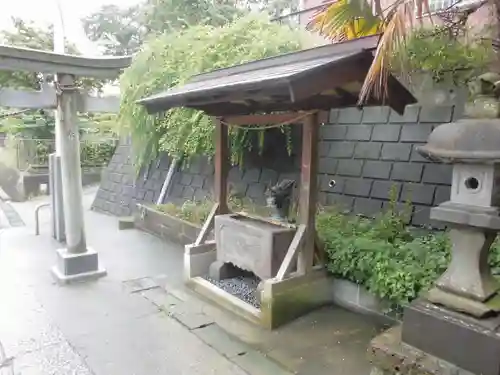 杉山神社の手水舎