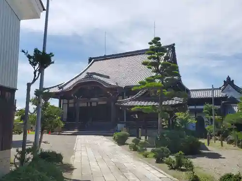 円照寺の本殿・本堂