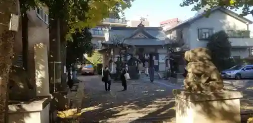 穏田神社の本殿・本堂