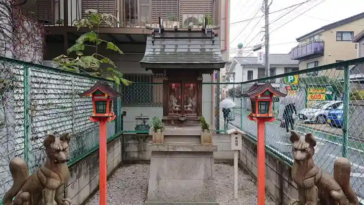 稲荷大神の本殿・本堂
