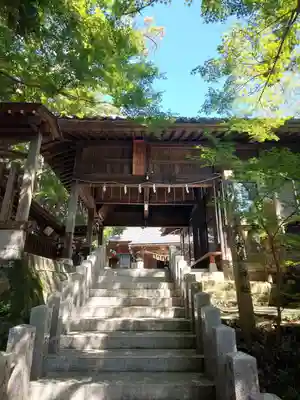 大鷲神社の山門・神門