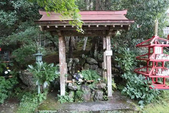 明通寺の手水舎
