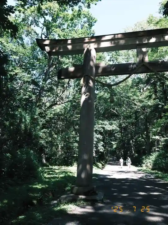 戸隠神社奥社の{uncategorized: "未分類", other: "その他", undefined: "問題あり", building: "その他建物", grave: "お墓", sacred_gate: "鳥居", guardian: "狛犬", statue: "像", buddha: "仏像", history: "歴史", nature: "自然", garden: "庭園", animal: "動物", pagoda: "塔", temizu: "手水舎", mountain_gate: "山門・神門", sanctuary: "本殿・本堂", subordinate: "末社・摂社", art: "芸術", scenery: "景色", jizo: "地蔵", ema: "絵馬", goshuin: "御朱印", omikuji: "おみくじ", items: "授与品その他", amulet: "お守り", goshuincho: "御朱印帳", eats: "食事", festival: "お祭り", votive_dance: "神楽", shichigosan: "七五三参", wedding: "結婚式", experience: "体験その他", initially: "初詣", around: "周辺", anti_infection: "感染症対策"}
