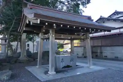 片山八幡神社の手水舎