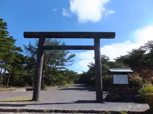 霧島神宮の鳥居