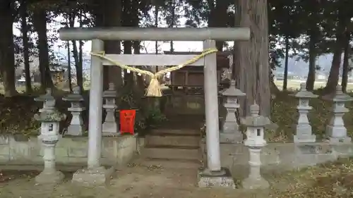 神社(名称不明)の鳥居