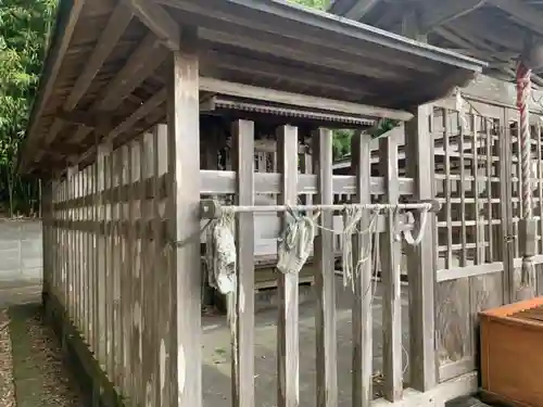 手接神社の建物その他