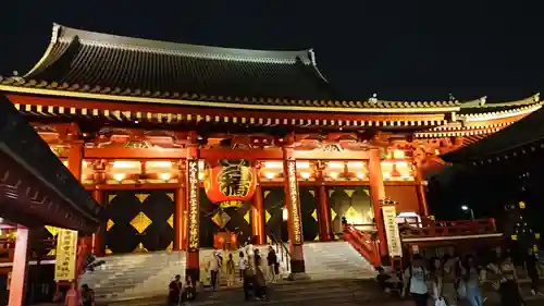 浅草寺の本殿・本堂