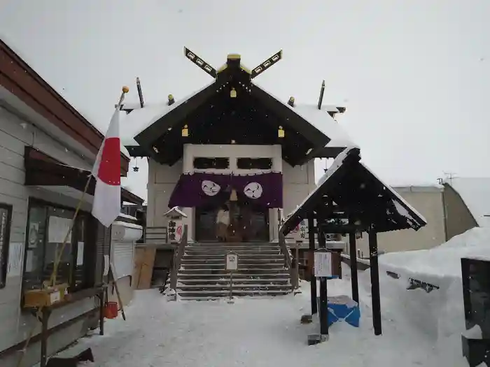 大曲神社の本殿
