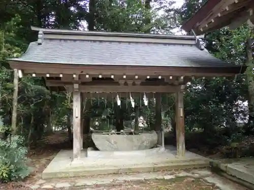 倭文神社の手水