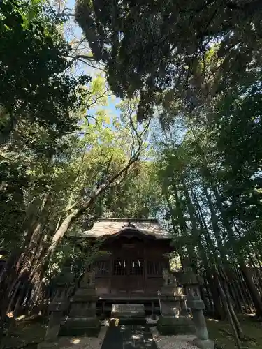 宇都宮二荒山神社の{uncategorized: "未分類", other: "その他", undefined: "問題あり", building: "その他建物", grave: "お墓", sacred_gate: "鳥居", guardian: "狛犬", statue: "像", buddha: "仏像", history: "歴史", nature: "自然", garden: "庭園", animal: "動物", pagoda: "塔", temizu: "手水舎", mountain_gate: "山門・神門", sanctuary: "本殿・本堂", subordinate: "末社・摂社", art: "芸術", scenery: "景色", jizo: "地蔵", ema: "絵馬", goshuin: "御朱印", omikuji: "おみくじ", items: "授与品その他", amulet: "お守り", goshuincho: "御朱印帳", eats: "食事", festival: "お祭り", votive_dance: "神楽", shichigosan: "七五三参", wedding: "結婚式", experience: "体験その他", initially: "初詣", around: "周辺", anti_infection: "感染症対策"}