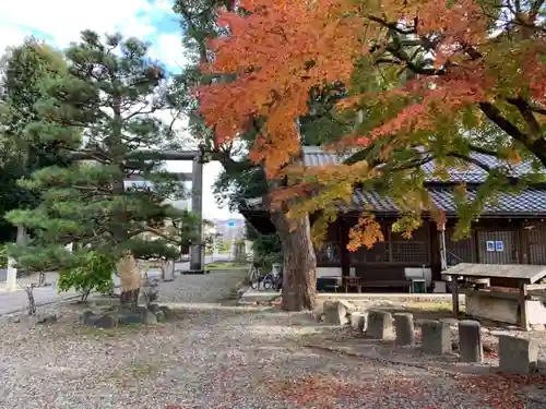 滋賀県護国神社の建物その他