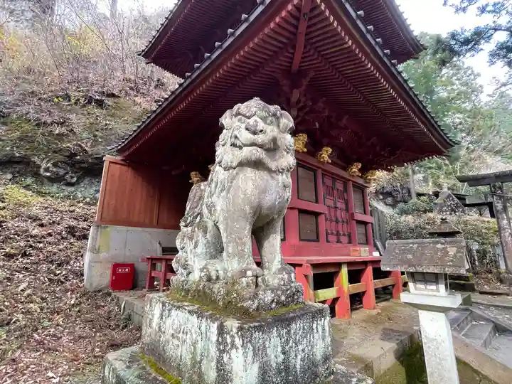 榛名神社の狛犬