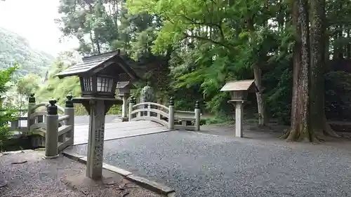 小國神社の庭園